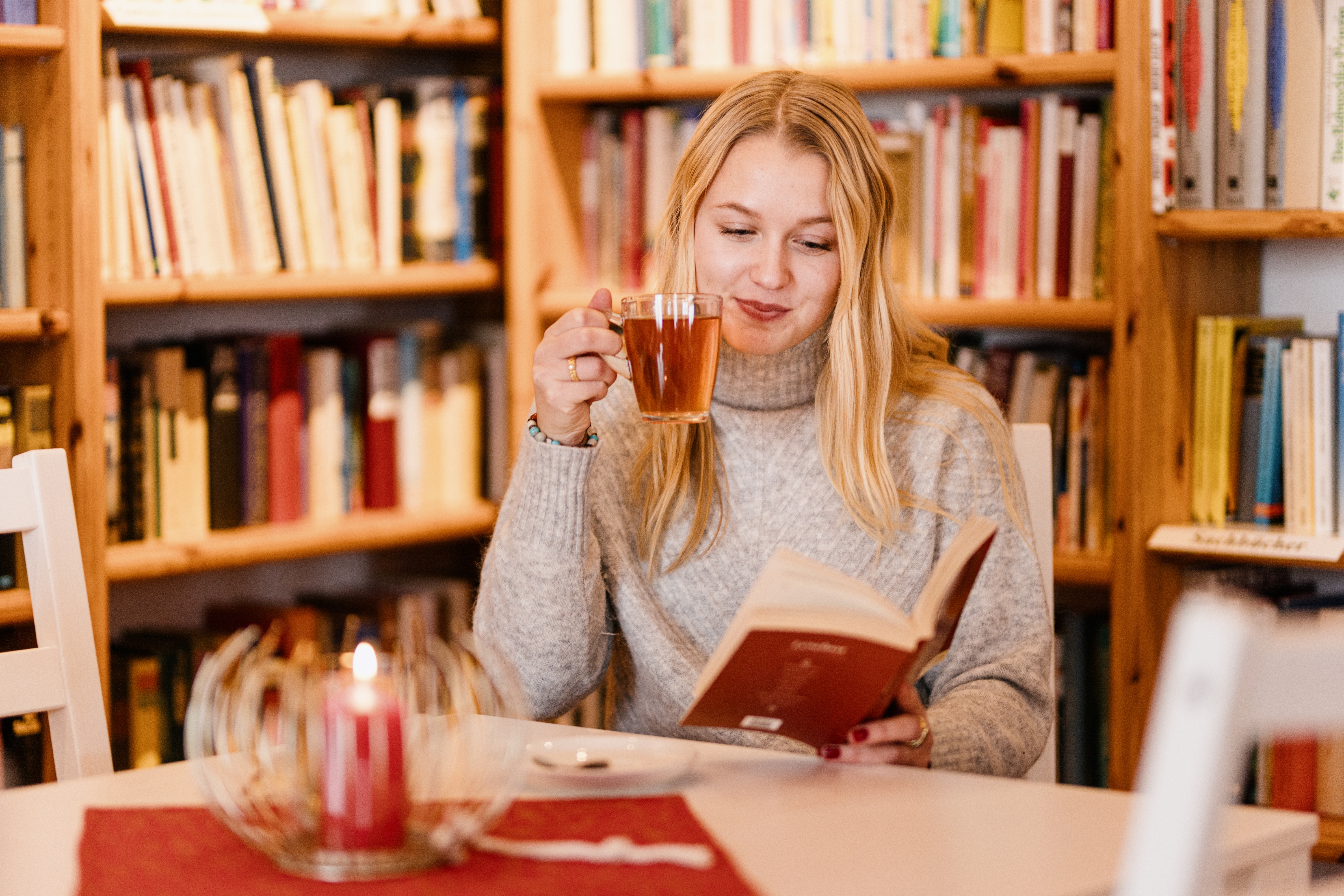 Gemütliche Atmosphäre im Café Zollhaus in Rodenäs