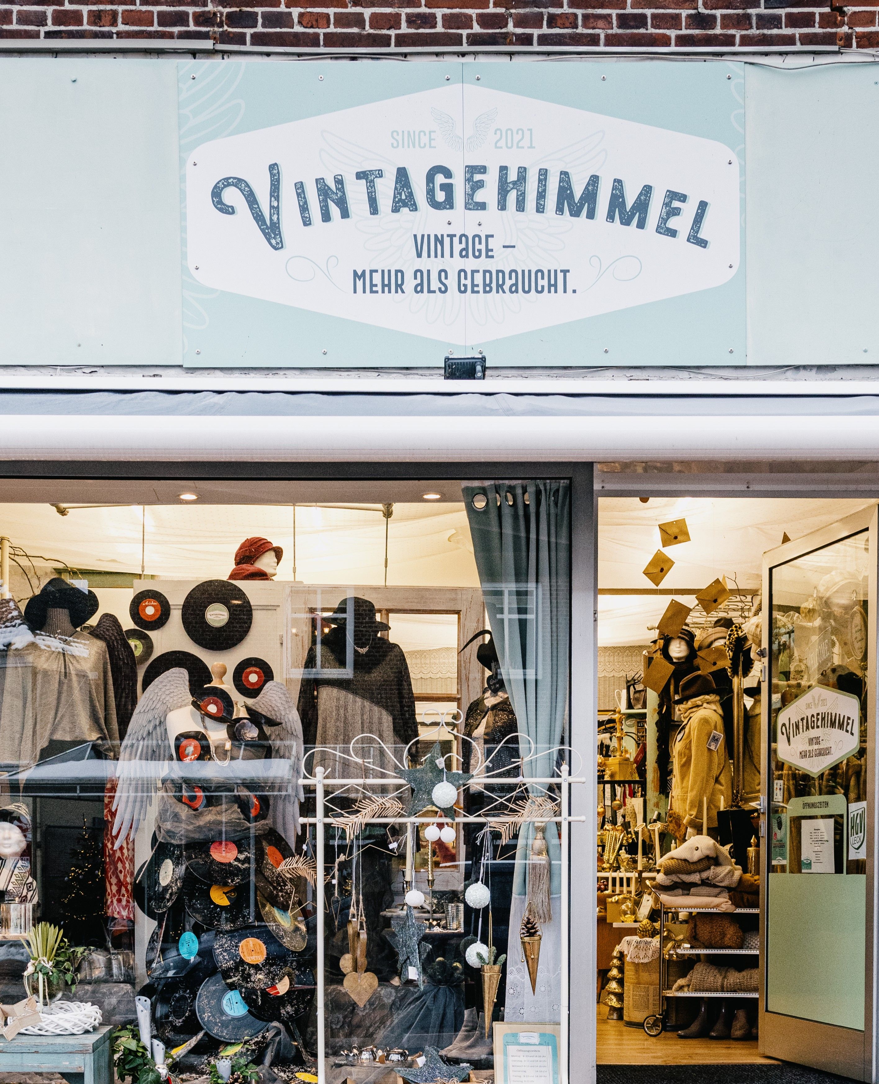 Ein Vintage und Secondhand-Laden mit Café