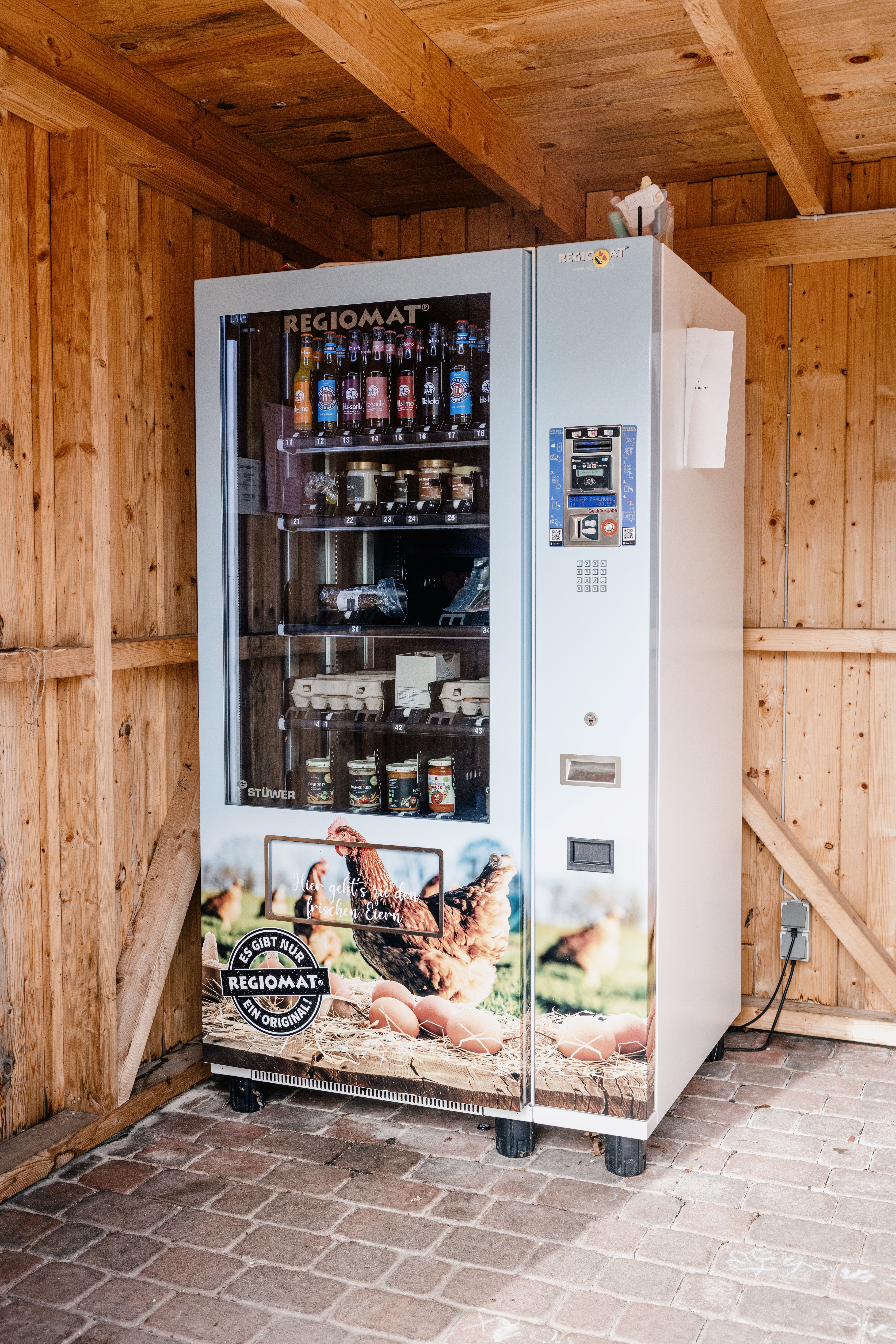 In Langenhorn kann 24/7h am Verkaufsautomaten vom Biohf Hof Oldsen eingekauft werden