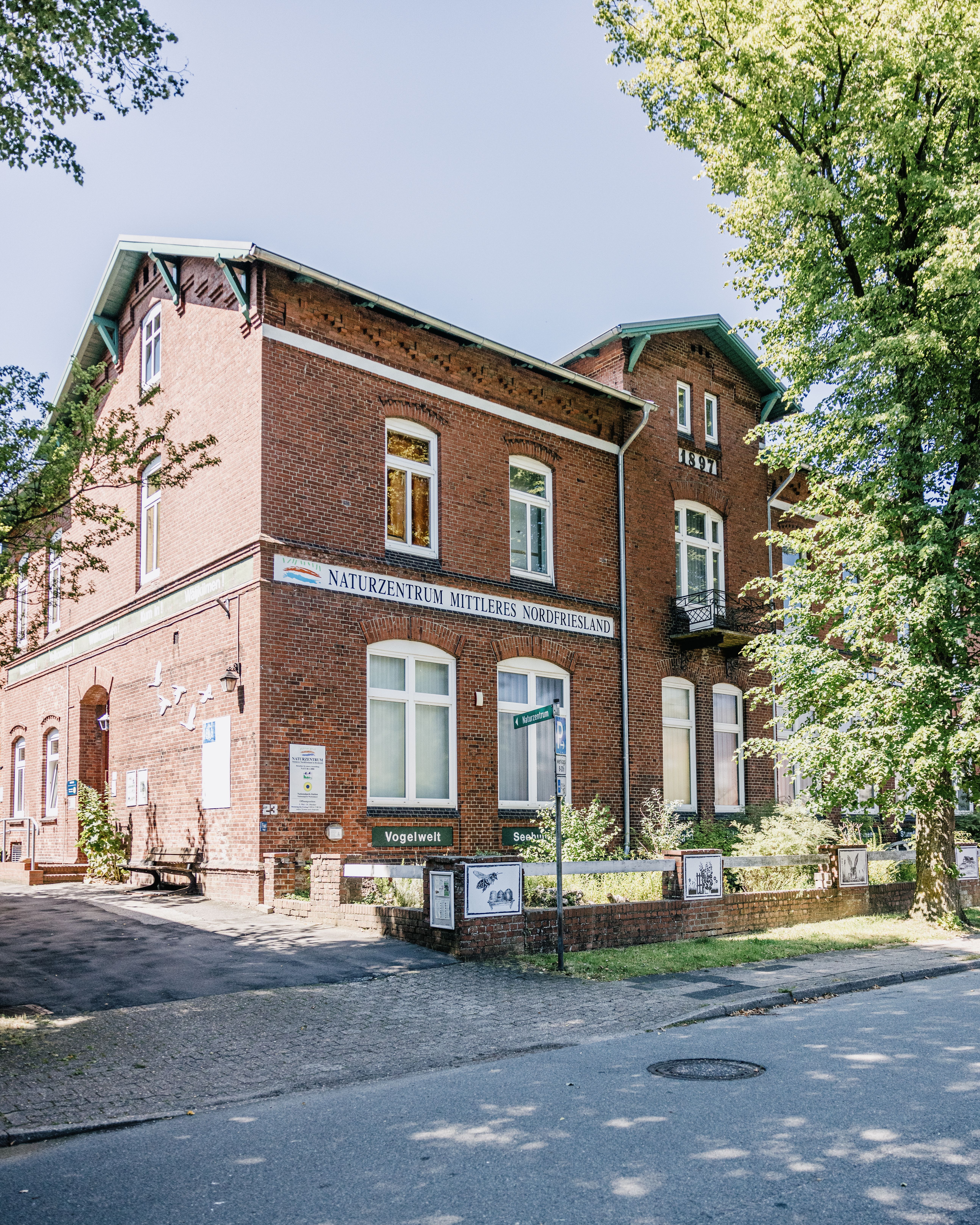 Außenansicht Naturzentrum Mittleres Nordfriesland in Bredstedt