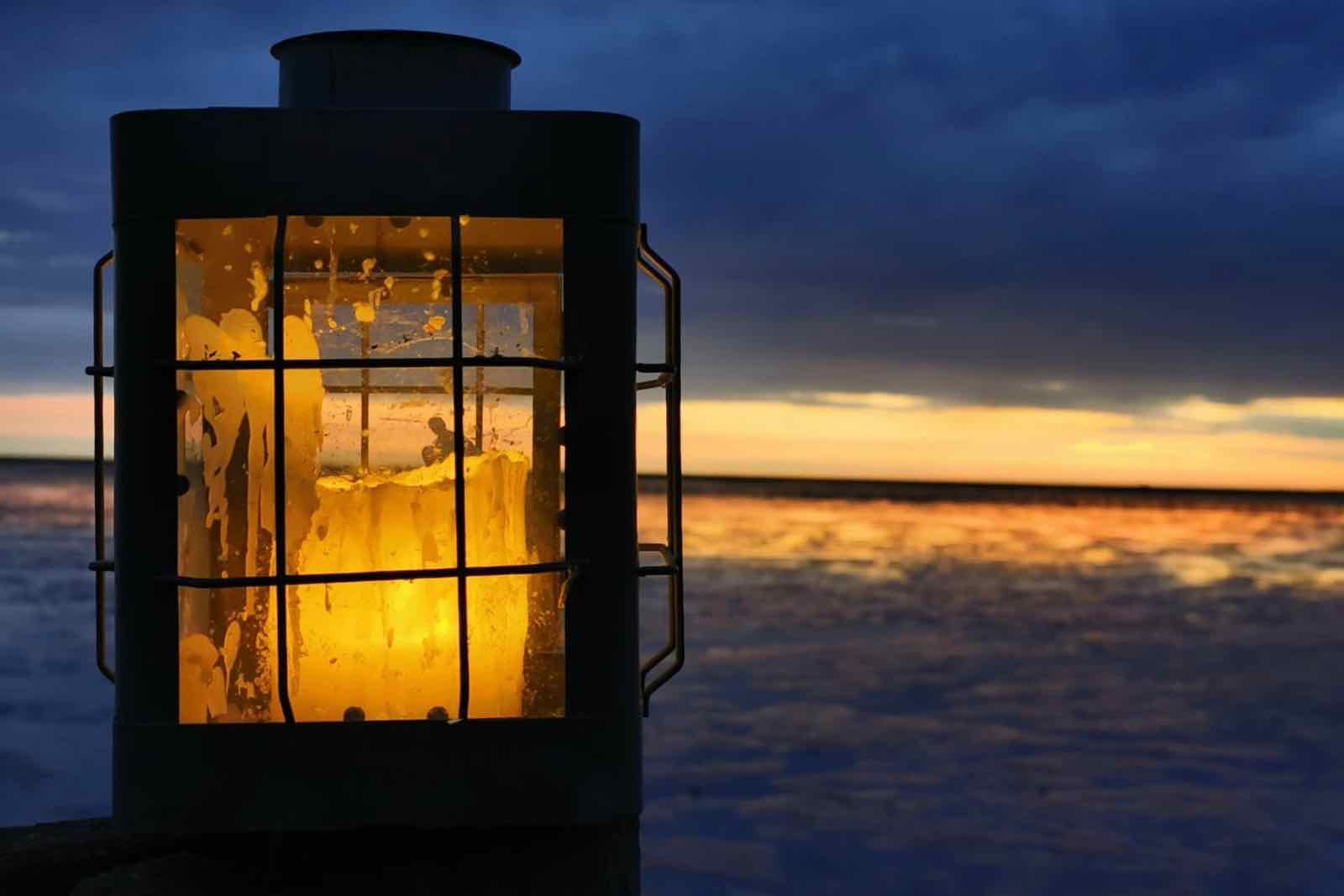 Vor der stimmungsvollen Kulisse von Nordsee und Wattenmeer lauschen wir am Abend der Natur und lyrischen Vorträgen.