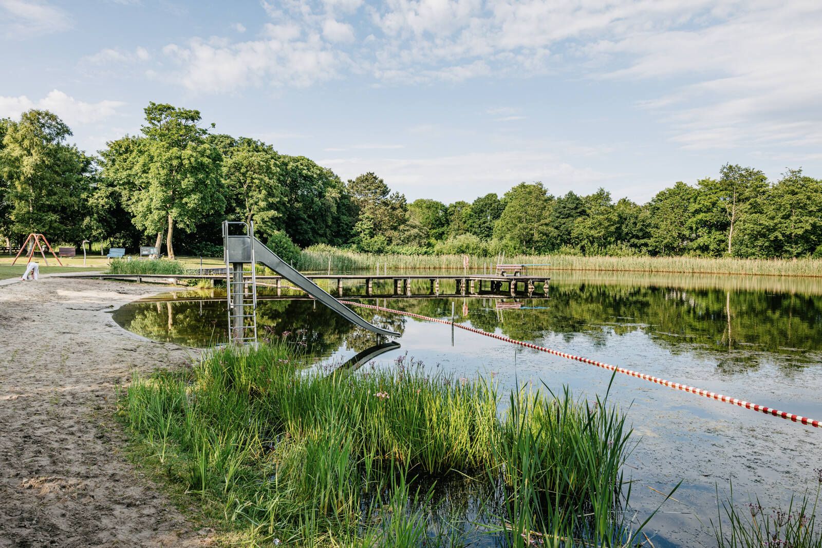 An der Wehle in Niebüll befindet sich ein Naturbad