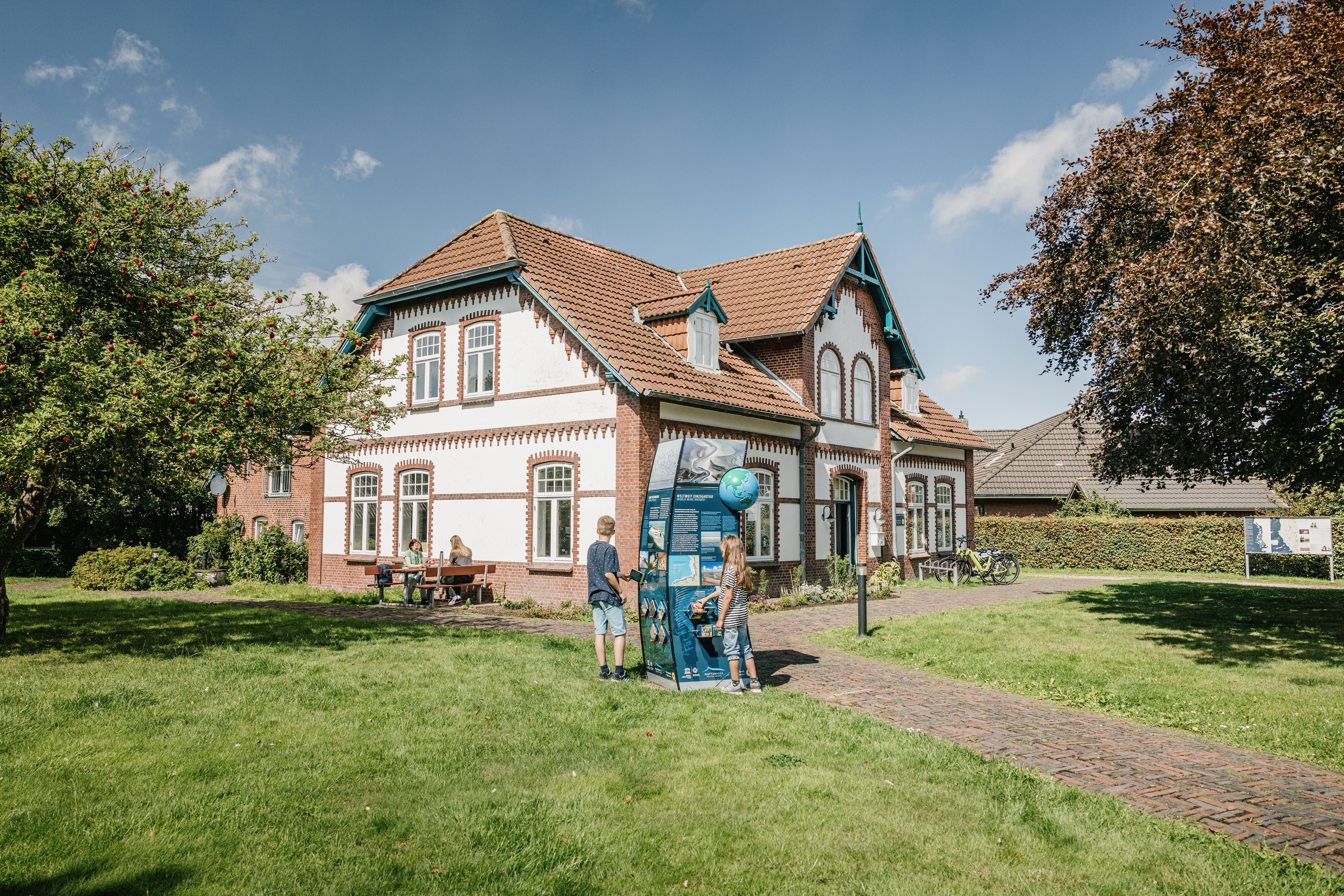 Das Infozentrum Wiedingharde ist der perfekte Startpunkt, um die Wiedingharde zu entdecken– mit Infos zu Wattenmeer, Natur & Ausflugszielen in Nordfriesland.