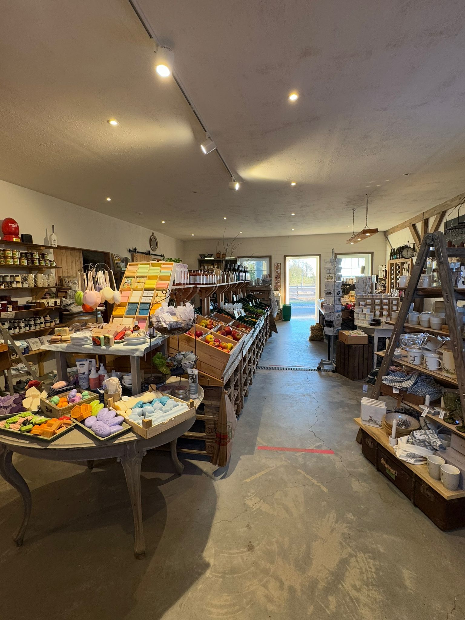 Vielfältiges Sortiment im Marienhof Hofladen in Bordelum 