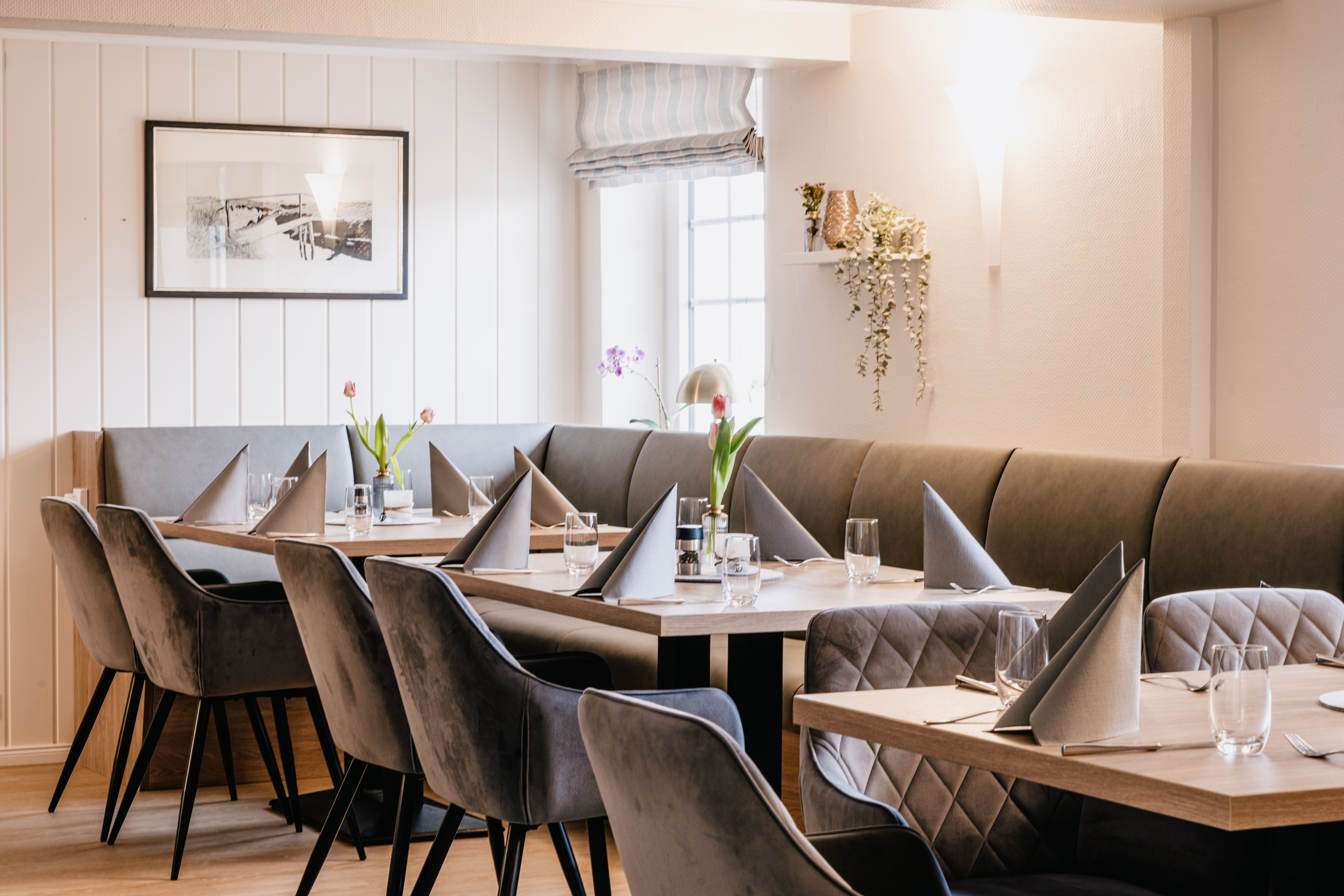Gemütliche Sitzplätze Restaurant Deichgraf